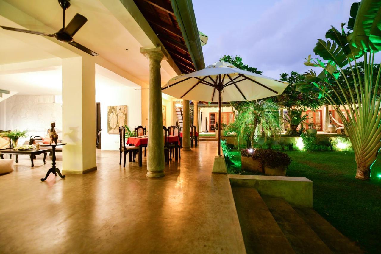 Tropical House - Jungleside Villa ヒッカドゥワ エクステリア 写真