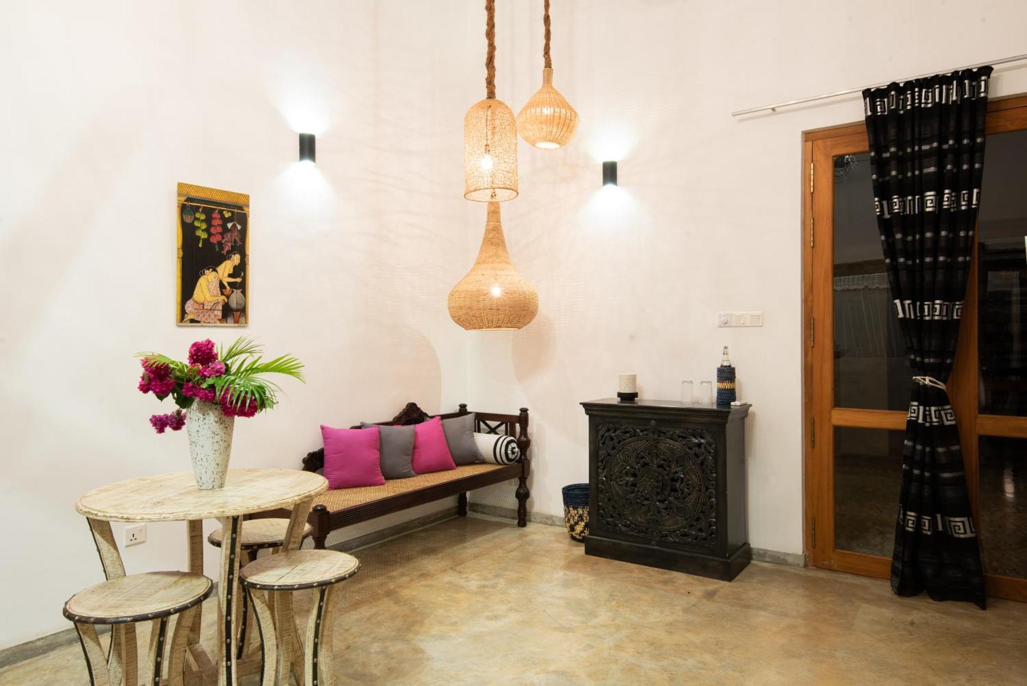 Tropical House - Jungleside Villa ヒッカドゥワ 部屋 写真