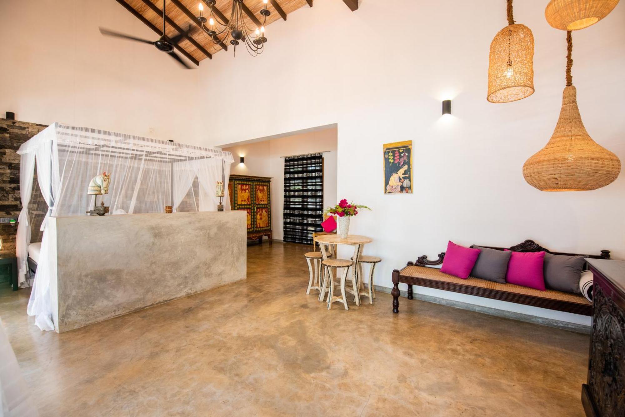 Tropical House - Jungleside Villa ヒッカドゥワ 部屋 写真