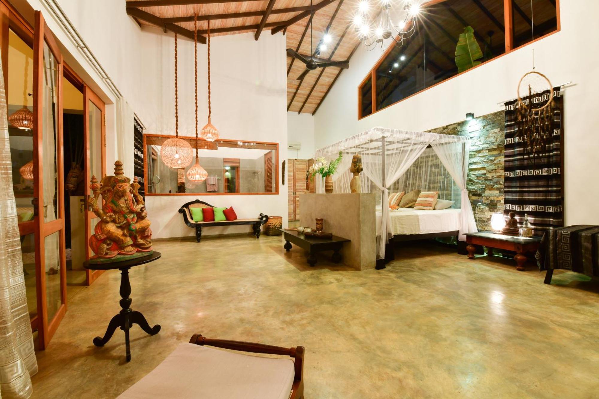 Tropical House - Jungleside Villa ヒッカドゥワ 部屋 写真