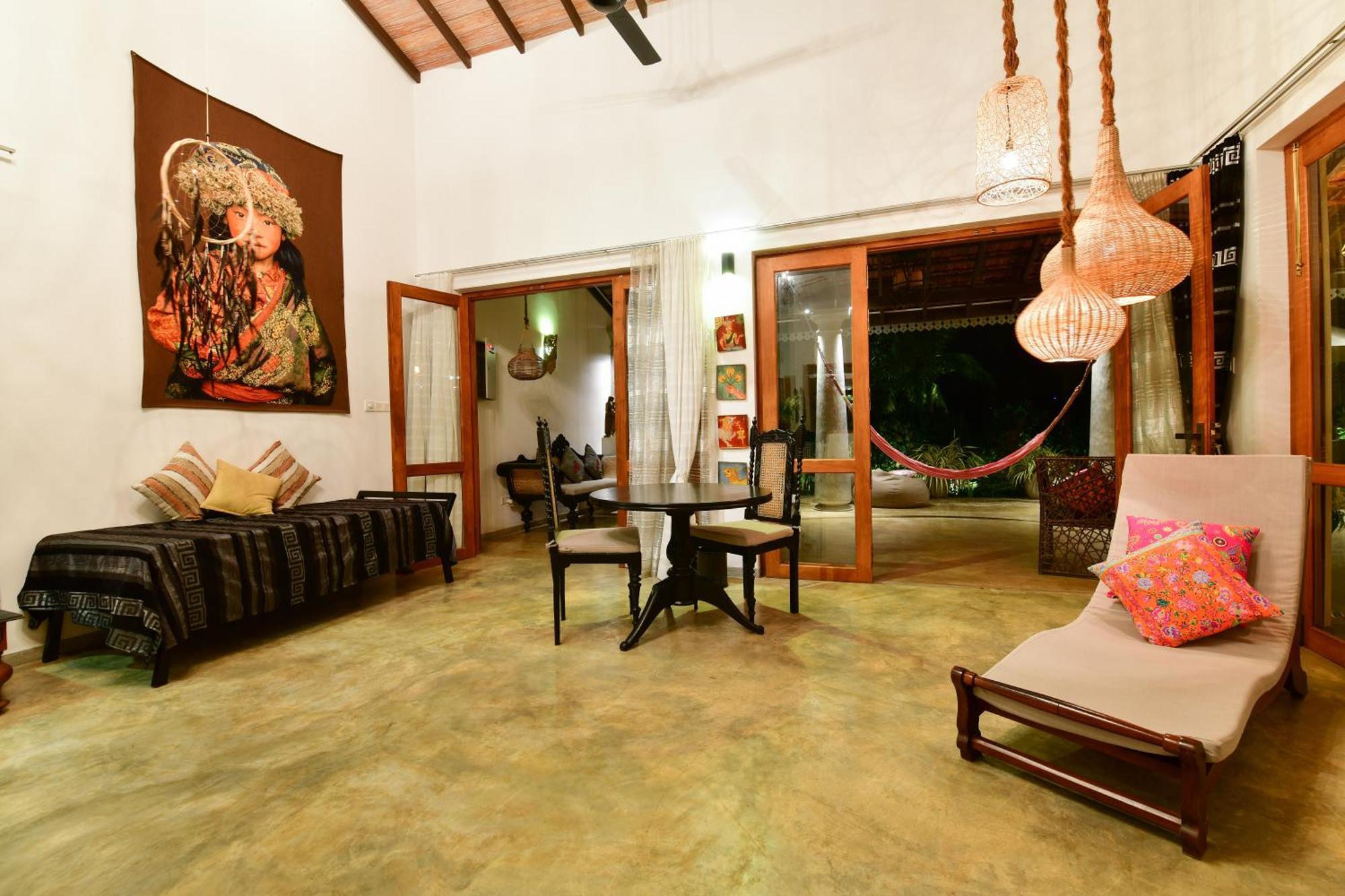 Tropical House - Jungleside Villa ヒッカドゥワ 部屋 写真