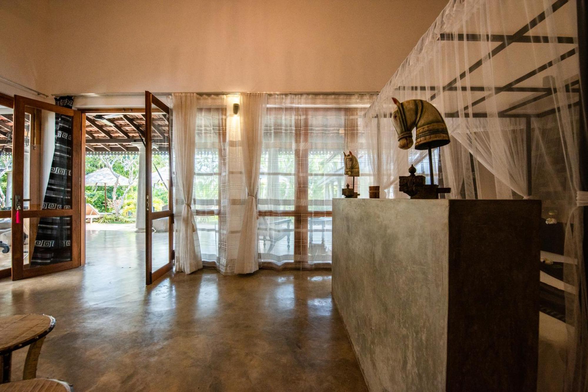 Tropical House - Jungleside Villa ヒッカドゥワ 部屋 写真